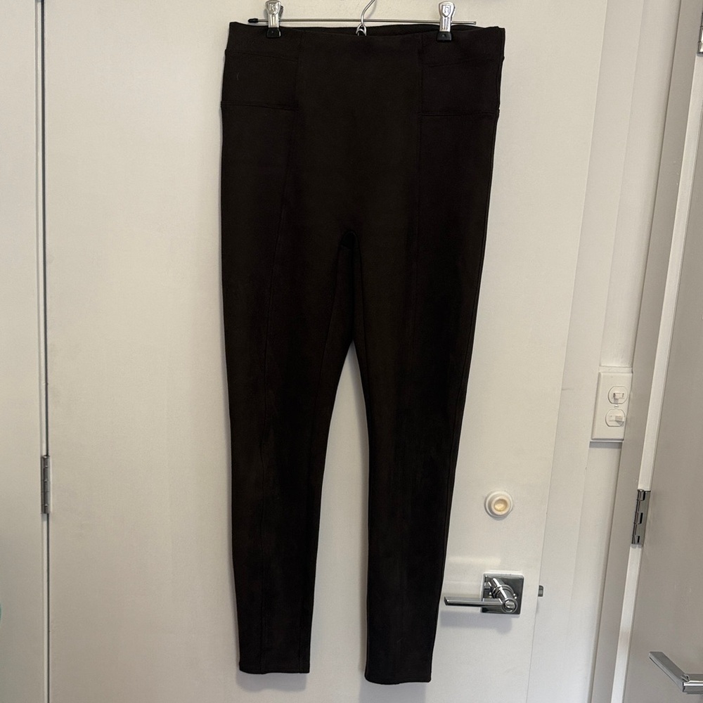 SPANX Black Leggings with Red Logo Tag